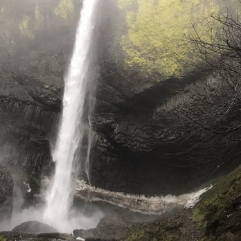Latourell Falls - Hiking Near Me - Portland, Oregon Latourell Falls - Hiking Near Me - Portland, Oregon