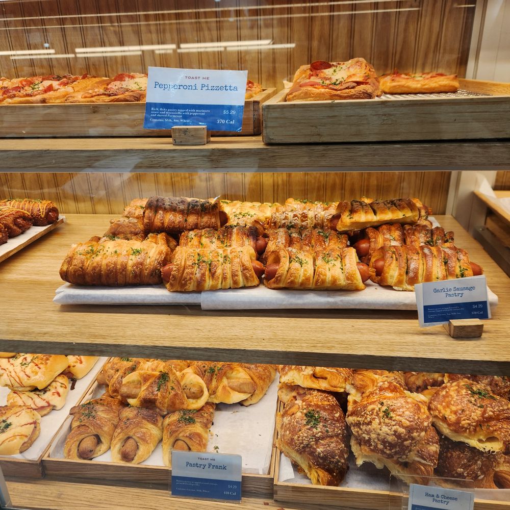 Paris Baguette - baked goods - Bakeries Near Me - Brooklyn, New York