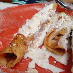 Barbacoa de Xochimilco - Flautas de barbacoa