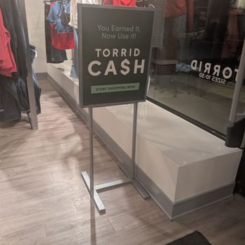 Torrid - Inside - Plus Size Fashion Near Me - Levittown, New York