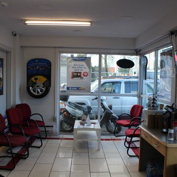 Pro-Tech Auto Repair - Waiting area - Pro-Tech Auto Repair - Auto Repair Near Me - Burnaby, British Columbia Pro-Tech Auto Repair - Waiting area - Pro-Tech Auto Repair - Auto Repair Near Me - Burnaby, British Columbia