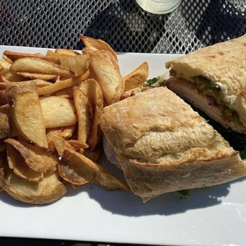 Uncommon Grill - Turkey, bacon, avocado sandwich - New American Near Me - Watertown, Connecticut Uncommon Grill - Turkey, bacon, avocado sandwich - New American Near Me - Watertown, Connecticut