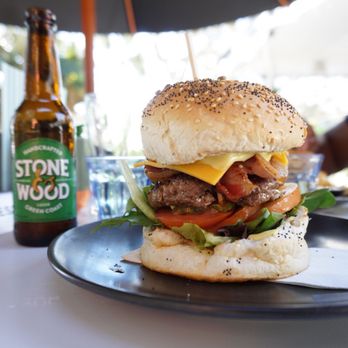 The Pass Cafe - Restaurants Near Me - Byron Bay, NSW