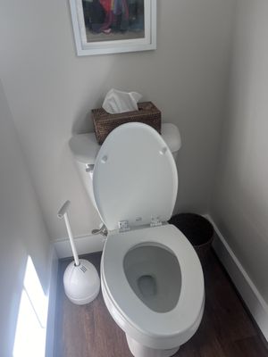 Leo's Plumbing and Repair Logo