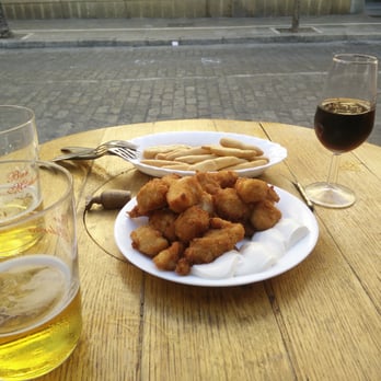 La Moderna - Lagrimitas. Imprescindibles. - Tapas Bars Near Me - Jerez, California