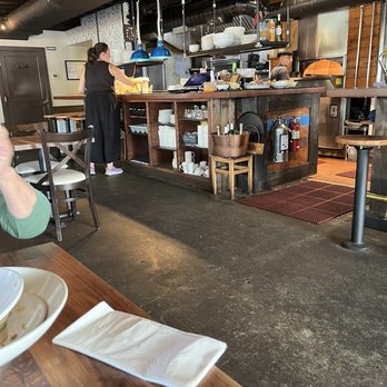 The White Swan Public House - Indoor - Bars Near Me - Seattle, Washington