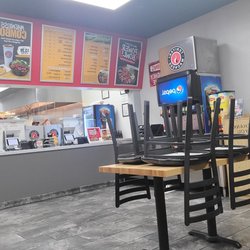 Teriyaki Madness - Dinning are