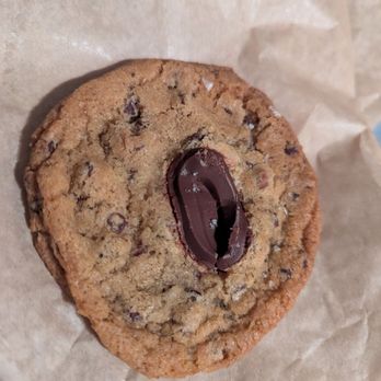 SIGNAL Coffee Roasters - Brown butter salty chocolate chip cookie - Coffee & Tea Near Me - San Francisco, California SIGNAL Coffee Roasters - Brown butter salty chocolate chip cookie - Coffee & Tea Near Me - San Francisco, California
