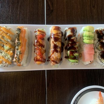 Gorilla Sushi Wicker Park - NOT IN ORDER Red dragon Mini Godzilla  Spicy trio roll Dinosaur roll Tiger roll Crunchy spicy salmon Unagi Q roll - Sushi Bars Near Me - Chicago, Illinois
