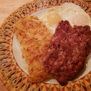 Tiwa Restaurant and Lounge - Corned beef hash and eggs. Delicious - Lounges Near Me - Albuquerque, New Mexico Tiwa Restaurant and Lounge - Corned beef hash and eggs. Delicious - Lounges Near Me - Albuquerque, New Mexico