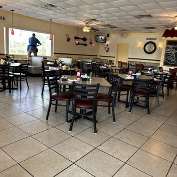 Flapjacks Pancake House - Inside - Breakfast & Brunch Near Me - Palm Harbor, Florida