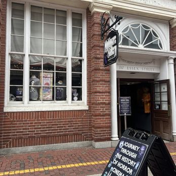 Count Orlok's Nightmare Gallery - Museums Near Me - Salem, Massachusetts