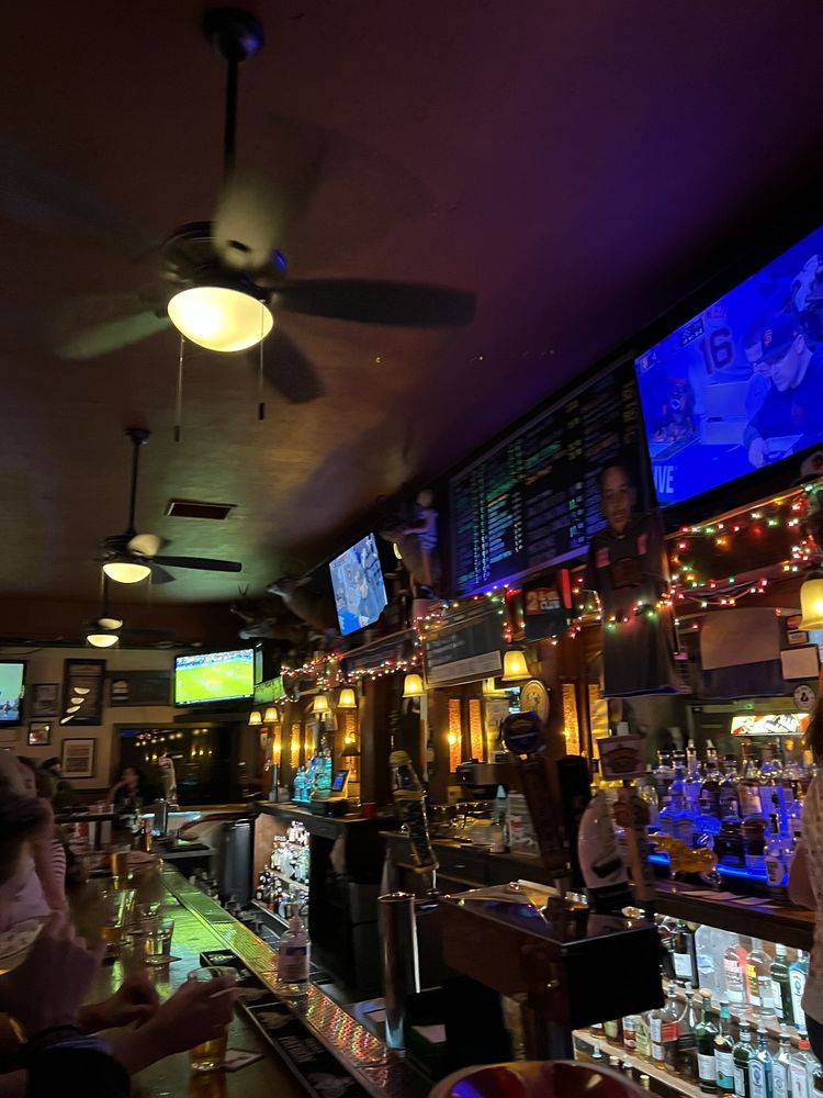 2AM CLUB Updated August 2024 45 Photos & 106 Reviews 380 Miller