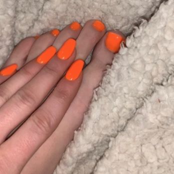 Anthony Vince Nail Spa - Dip on fingers and gel on toes - Nail Salons Near Me - Brookfield, Wisconsin