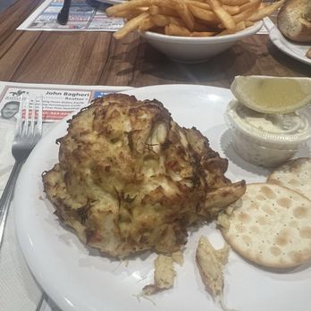 Box Hill Crab Cakes - Pizza Near Me - Abingdon, Maryland
