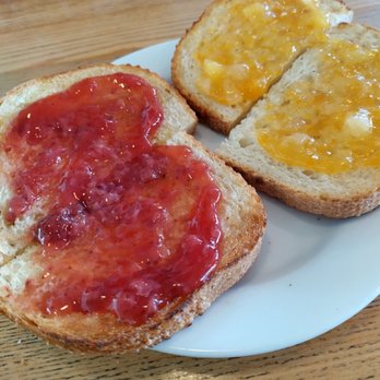 Jongewaard's Bake n Broil - Jelly is very sweet - American Near Me - Long Beach, California