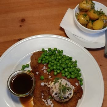 Restaurant PUK - Schnitzel and potatoes at PUK - Danish Near Me - Copenhagen, 84 Restaurant PUK - Schnitzel and potatoes at PUK - Danish Near Me - Copenhagen, 84