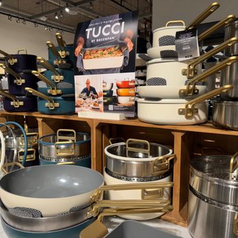 Williams-Sonoma - pots pans - Kitchen & Bath Near Me - Wauwatosa, Wisconsin