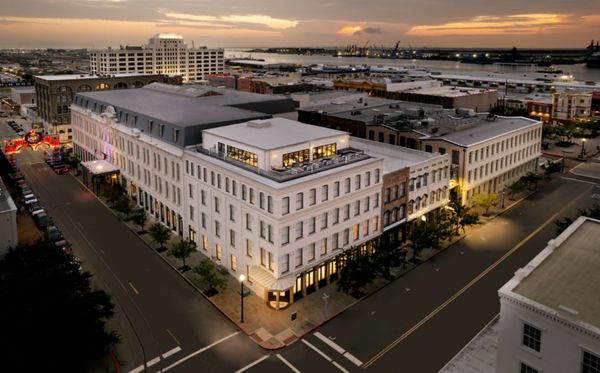 The Tremont House, Galveston, a Tribute Portfolio Hotel by null