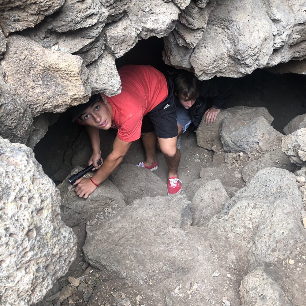 Blue Ridge Cave Trail - Crawling in and out of the cave - Hiking Near Me - Lakeside, Arizona Blue Ridge Cave Trail - Crawling in and out of the cave - Hiking Near Me - Lakeside, Arizona