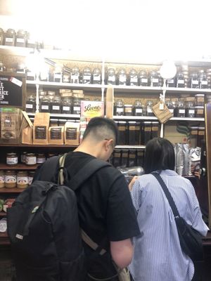 Algerian Coffee Stores by null