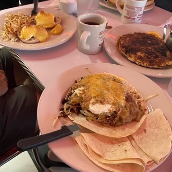 Georgie's Diner - Huevos rancheros, Eggs Benedict, chocolate chip pancakes - Diners Near Me - Saint Augustine, Florida Georgie's Diner - Huevos rancheros, Eggs Benedict, chocolate chip pancakes - Diners Near Me - Saint Augustine, Florida