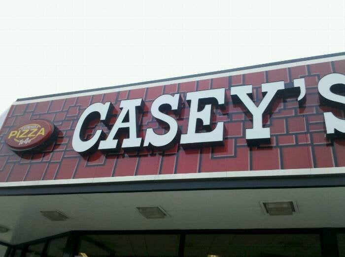 CASEY’S Updated September 2024 641 Edgewood Rd NW, Cedar Rapids