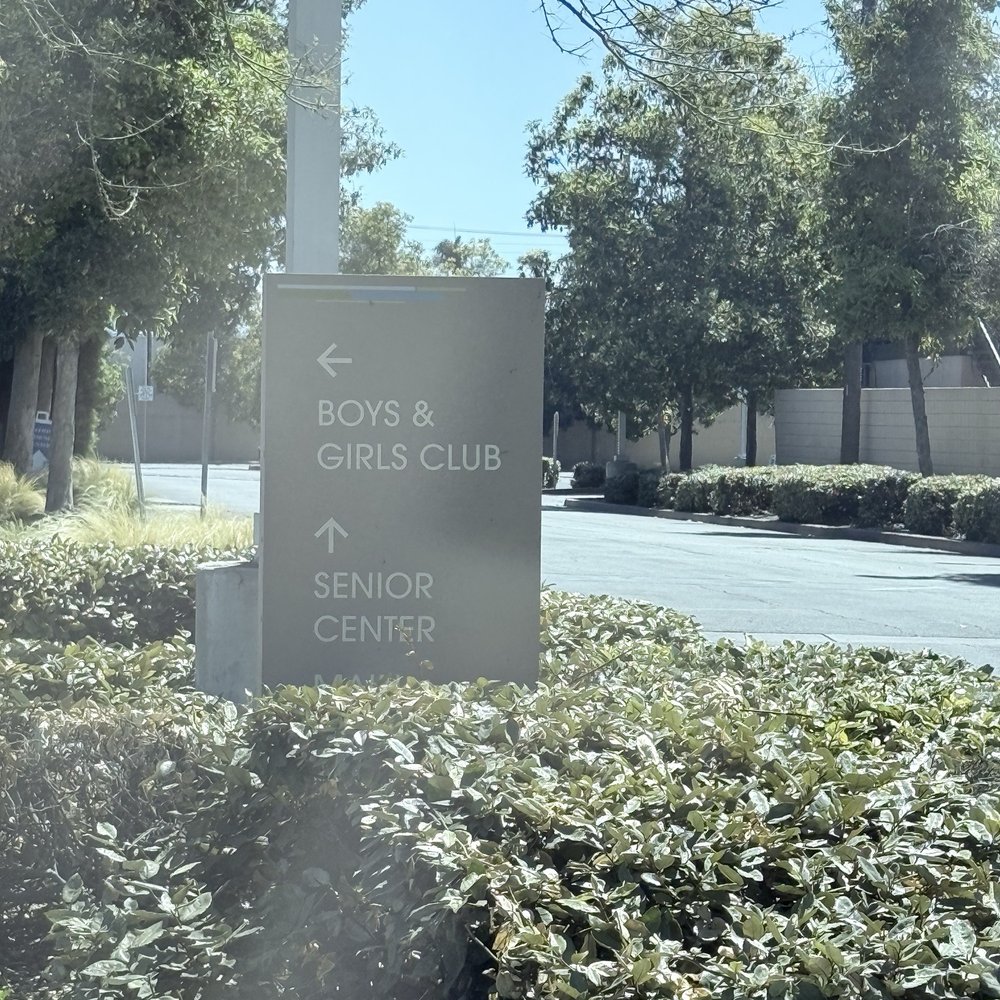 Fullerton Community Center - Sign - Community Centers Near Me - Fullerton, California Fullerton Community Center - Sign - Community Centers Near Me - Fullerton, California