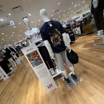 Uniqlo - Women's Clothing Near Me - East Rutherford, New Jersey