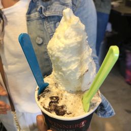 Cookie and coconut gelato Cookie and coconut gelato