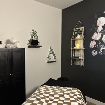 Calming Hands Massage - Massage Therapy Near Me - Tracy, California
