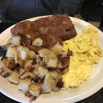 Chelly's Cafe - Chicken fried steak with gravy on the side - Cafes Near Me - Palmdale, California Chelly's Cafe - Chicken fried steak with gravy on the side - Cafes Near Me - Palmdale, California