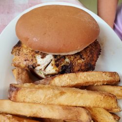 The Burger Basket - Chicken sandwich