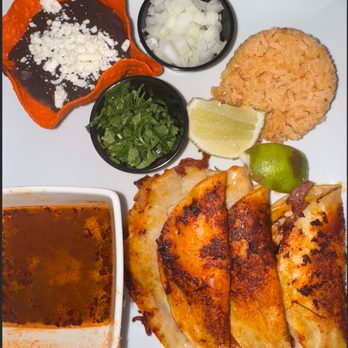 Veracruz Café - Quesabirria Tacos w/ Rice and Beans - Mexican Near Me - Dallas, Texas Veracruz Café - Quesabirria Tacos w/ Rice and Beans - Mexican Near Me - Dallas, Texas