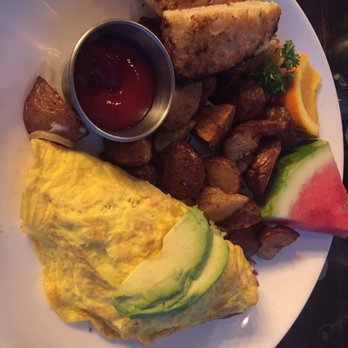 Farmer's Table - New American Near Me - La Mesa, California