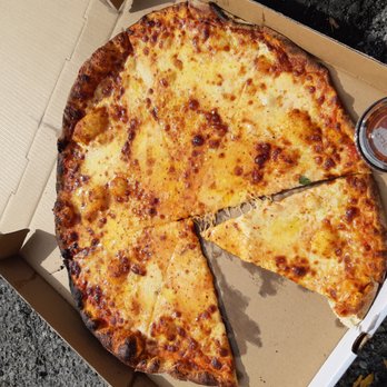 Revolver Pizza - a cheese pizza in a box - Pizza Near Me - Etobicoke, Ontario