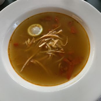 Cantina Riviera - Chicken soup - Dive Bars Near Me - México, D.F., DIF
