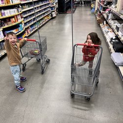 Grocery Outlet