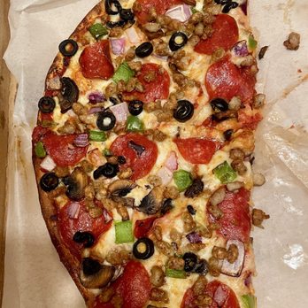 Pizza Twist - Supreme Pizzatwist: excellent blend of all-time favorites plus black olives! - Pizza Near Me - Meridian, Idaho Pizza Twist - Supreme Pizzatwist: excellent blend of all-time favorites plus black olives! - Pizza Near Me - Meridian, Idaho