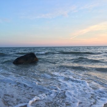 Moshup Beach - Beaches Near Me - Aquinnah, Massachusetts Moshup Beach - Beaches Near Me - Aquinnah, Massachusetts