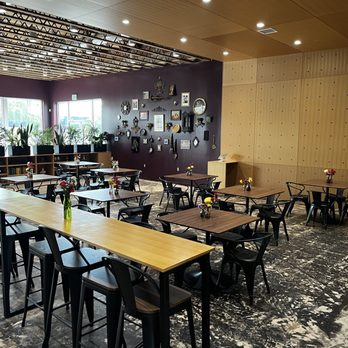 Ruth's Creole Kitchen - Main dining room - Cajun/Creole Near Me - Oklahoma City, Oklahoma