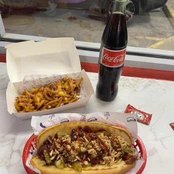 El Chunky - This is the Chubb-Q with loaded fries - Hot Dogs Near Me - San Antonio, Texas