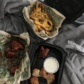 Wingstop - bbq wings, cheesy fries - Chicken Wings Near Me - Arroyo Grande, California