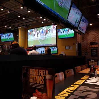 Buffalo Wild Wings - Sports Bars Near Me - Ewa Beach, Hawaii Buffalo Wild Wings - Sports Bars Near Me - Ewa Beach, Hawaii