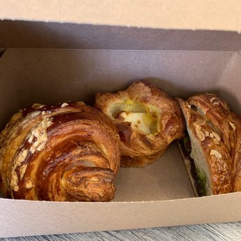 Le Hérisson - Assorted pastries - Cafes Near Me - Simi Valley, California
