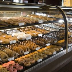 LaMar's Donuts and Coffee