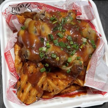 Jolene's - Airport - BBQ Brisket Fries - Sandwiches Near Me - Honolulu, Hawaii