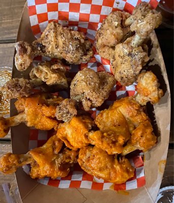 Tommy Want Wingy by null