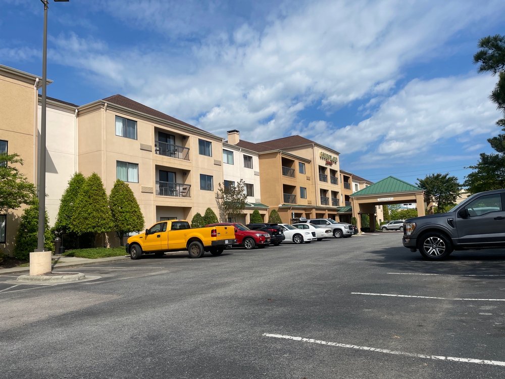 COURTYARD BY MARRIOTT GREENVILLE 19 Photos & 34 Reviews 2225