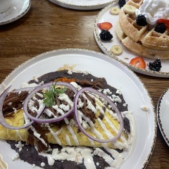 Madres Brunch - Omelette chilaquiles - Breakfast & Brunch Near Me - Whittier, California